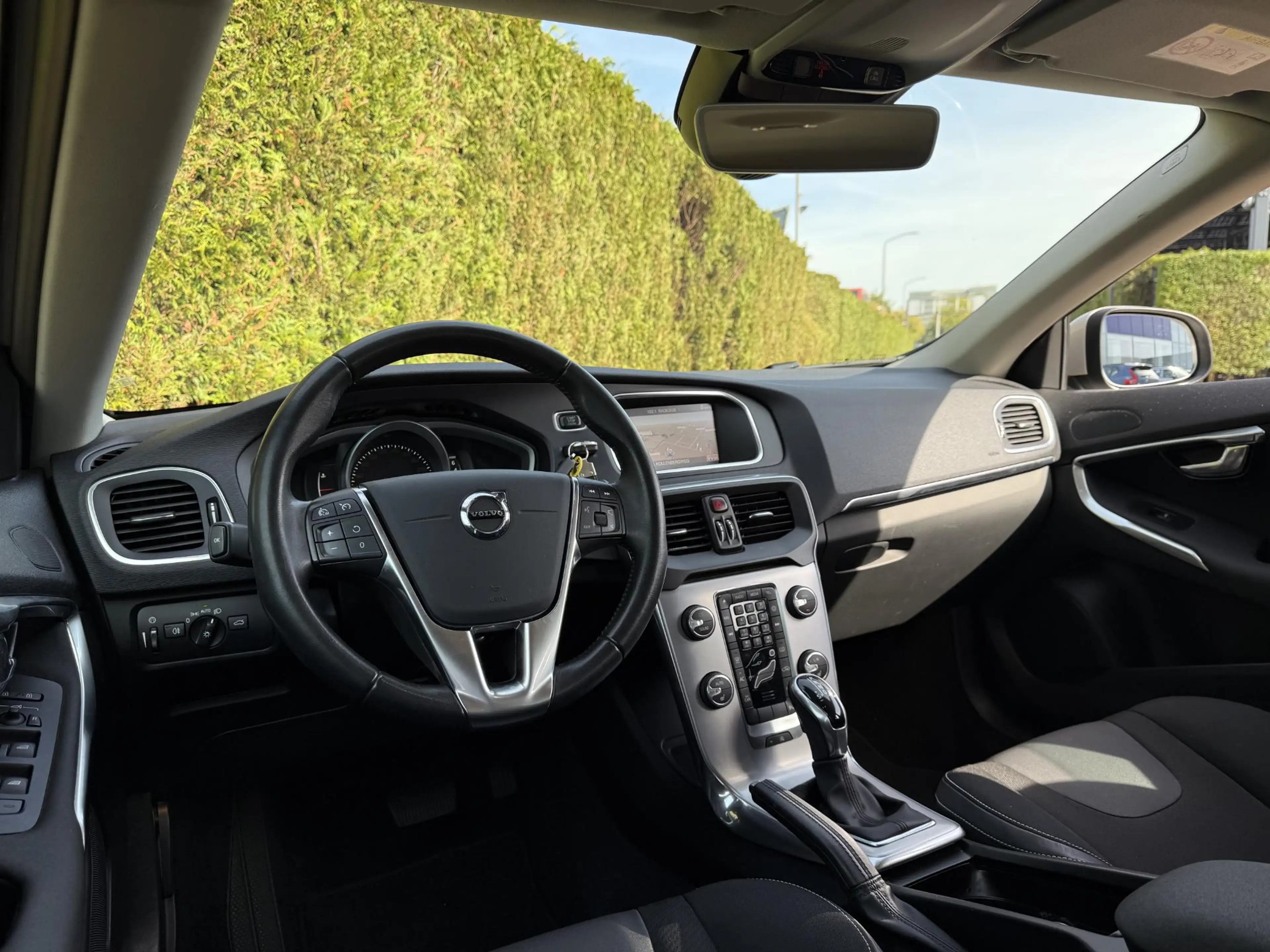Volvo V40 T2 Nordic+ RTI Automaat — photo 2