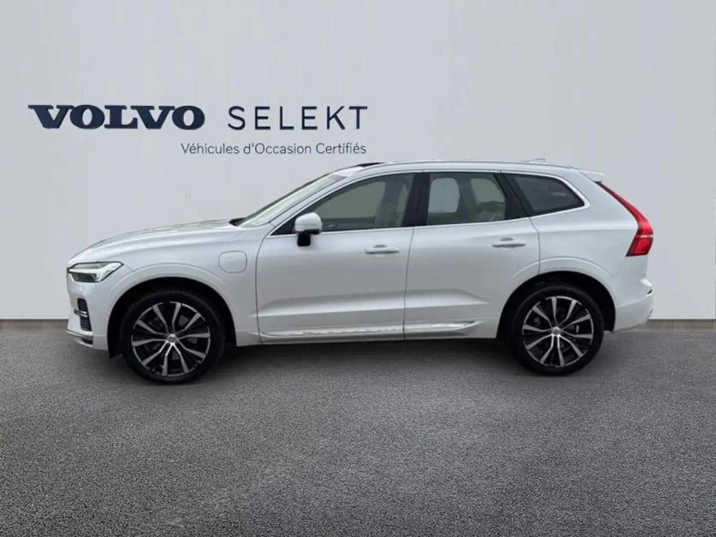 Volvo XC60 T6 AWD 253 + 145ch Utimate Style Chrome Geartronic Blanc - 2