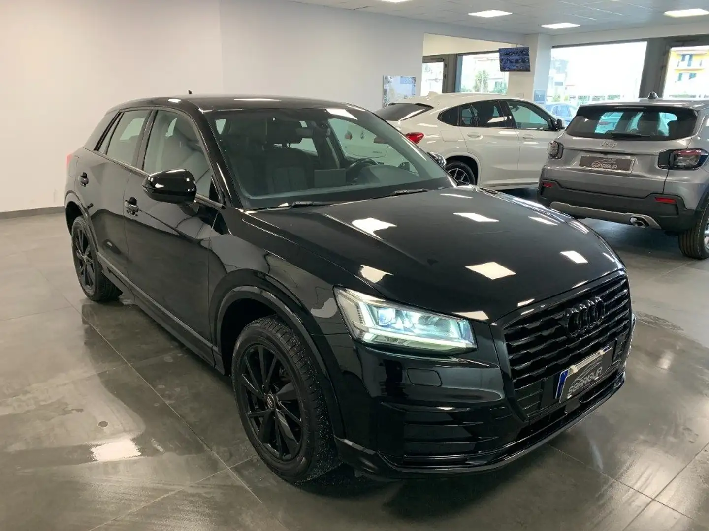 Audi Q2 1.6 TDI Admired + Fari Full Led + Navigatore Schwarz - 1
