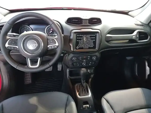 Jeep Renegade view 10