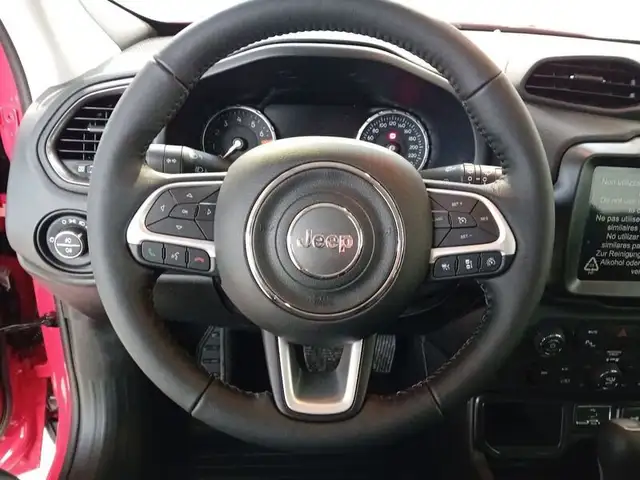 Jeep Renegade view 11