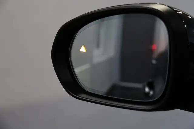 Alfa Romeo Tonale 1.5 175PS Ibrida FWD VELOCE MY26 Ansicht 24