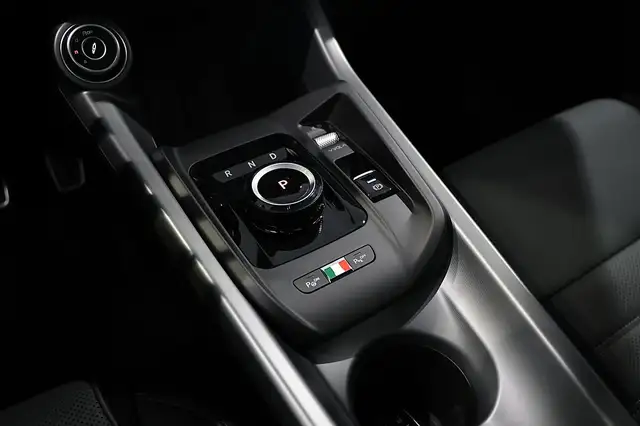 Alfa Romeo Tonale 1.5 175PS Ibrida FWD VELOCE MY26 Ansicht 17