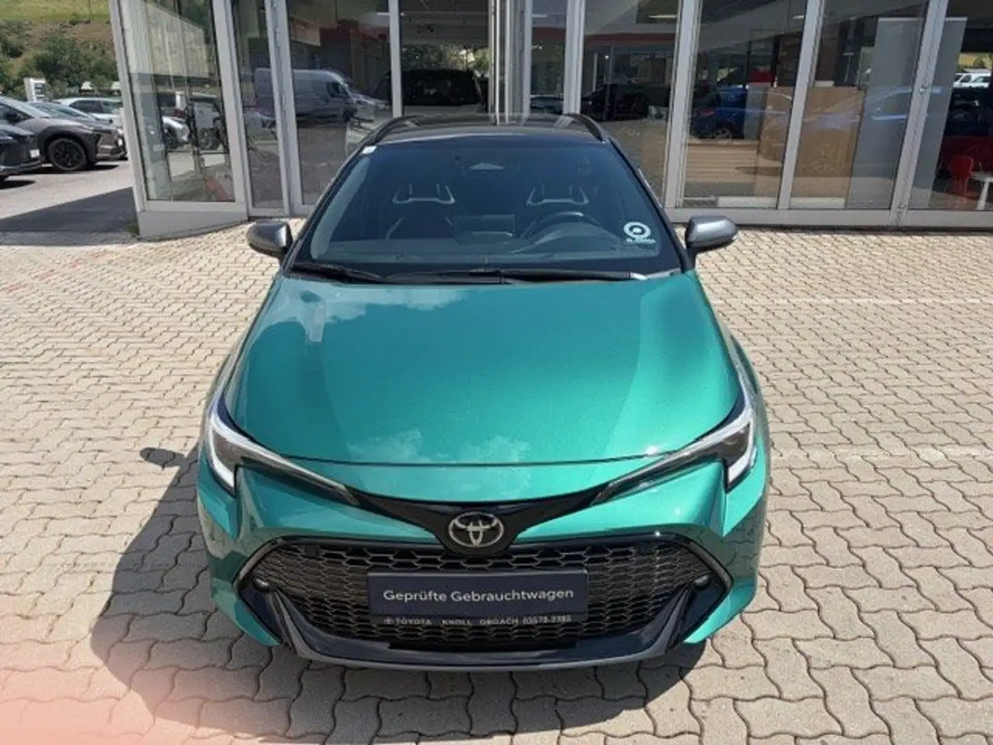 Toyota Corolla Touring Sports Hybrid GR Sport Grün - 2