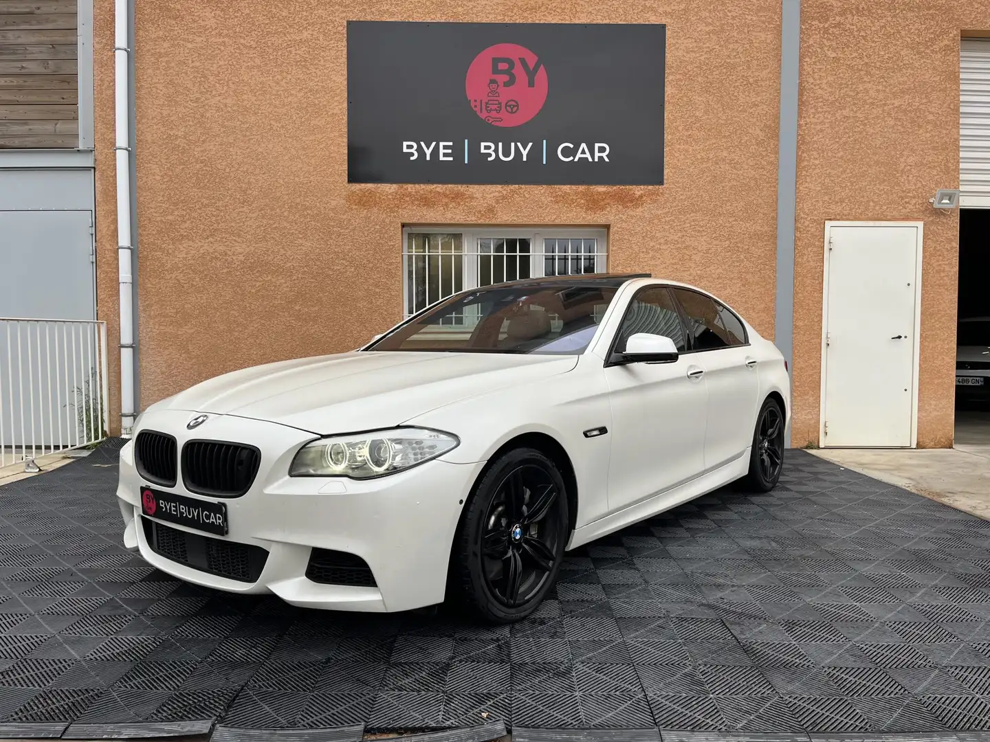 BMW 550 M550d xDrive M sport - F10 - BVA - Garantie 12 mois Weiß - 1