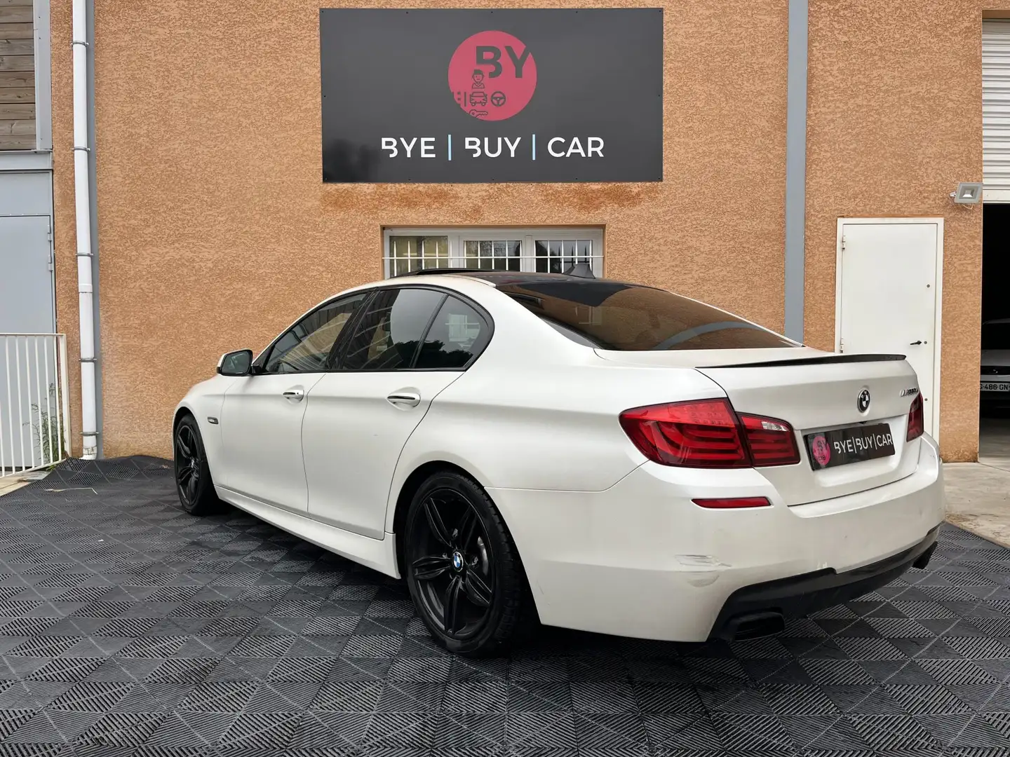 BMW 550 M550d xDrive M sport - F10 - BVA - Garantie 12 mois Weiß - 2