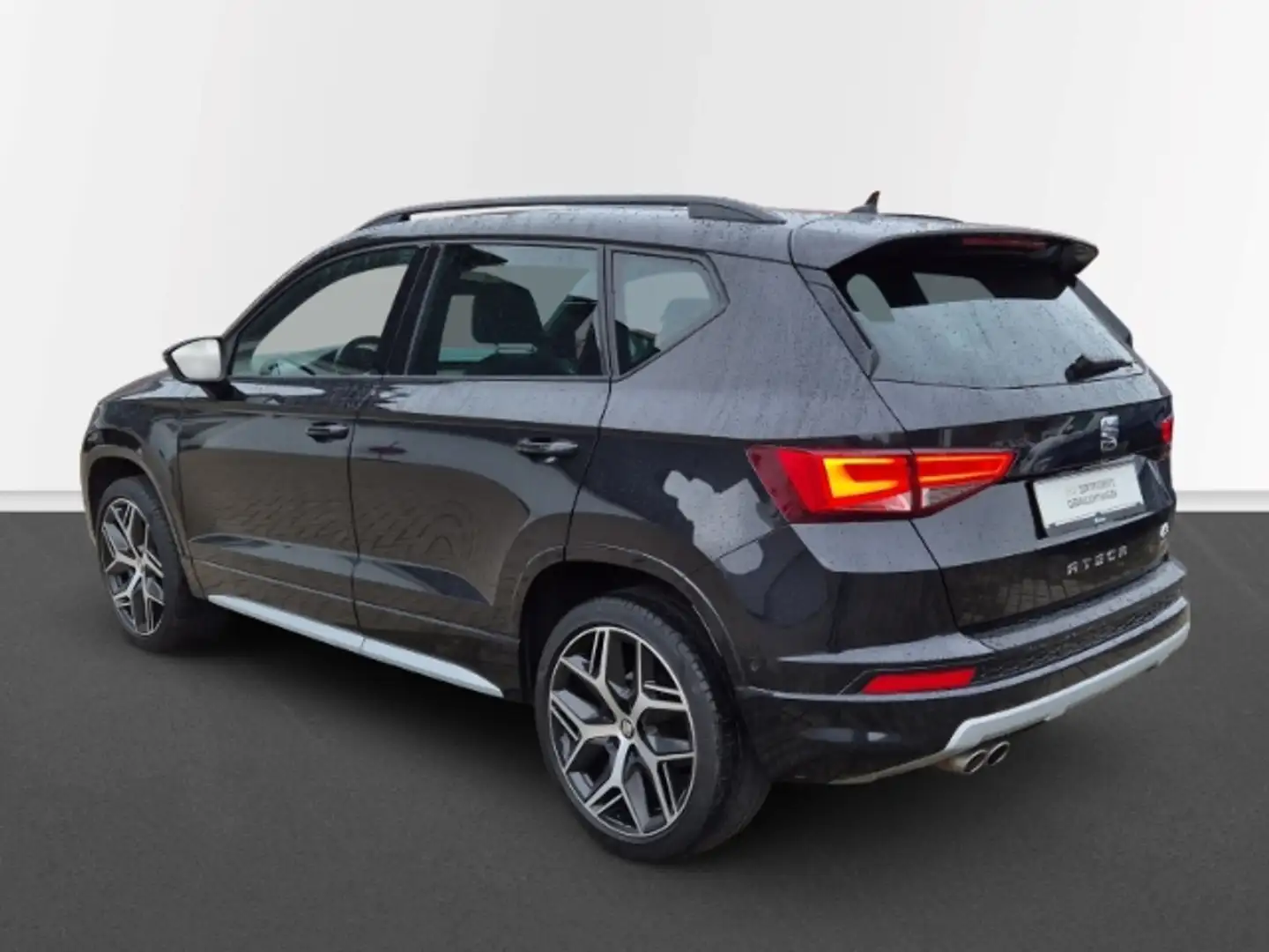 SEAT Ateca 2,0 TSi DSG 4Drive FR AHK Leder ACC Panorama Schwarz - 2