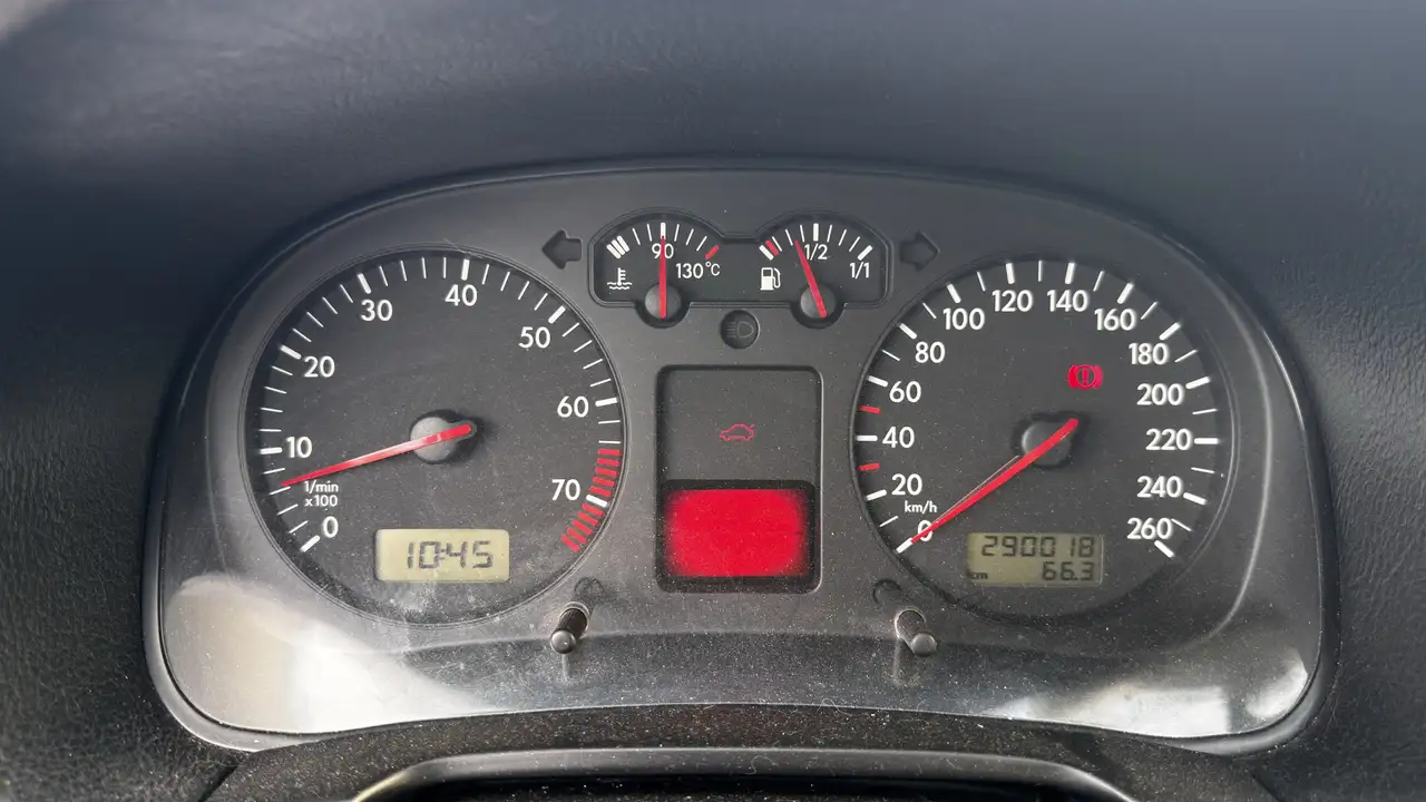 Volkswagen Golf 1.6 Highline, foto 8