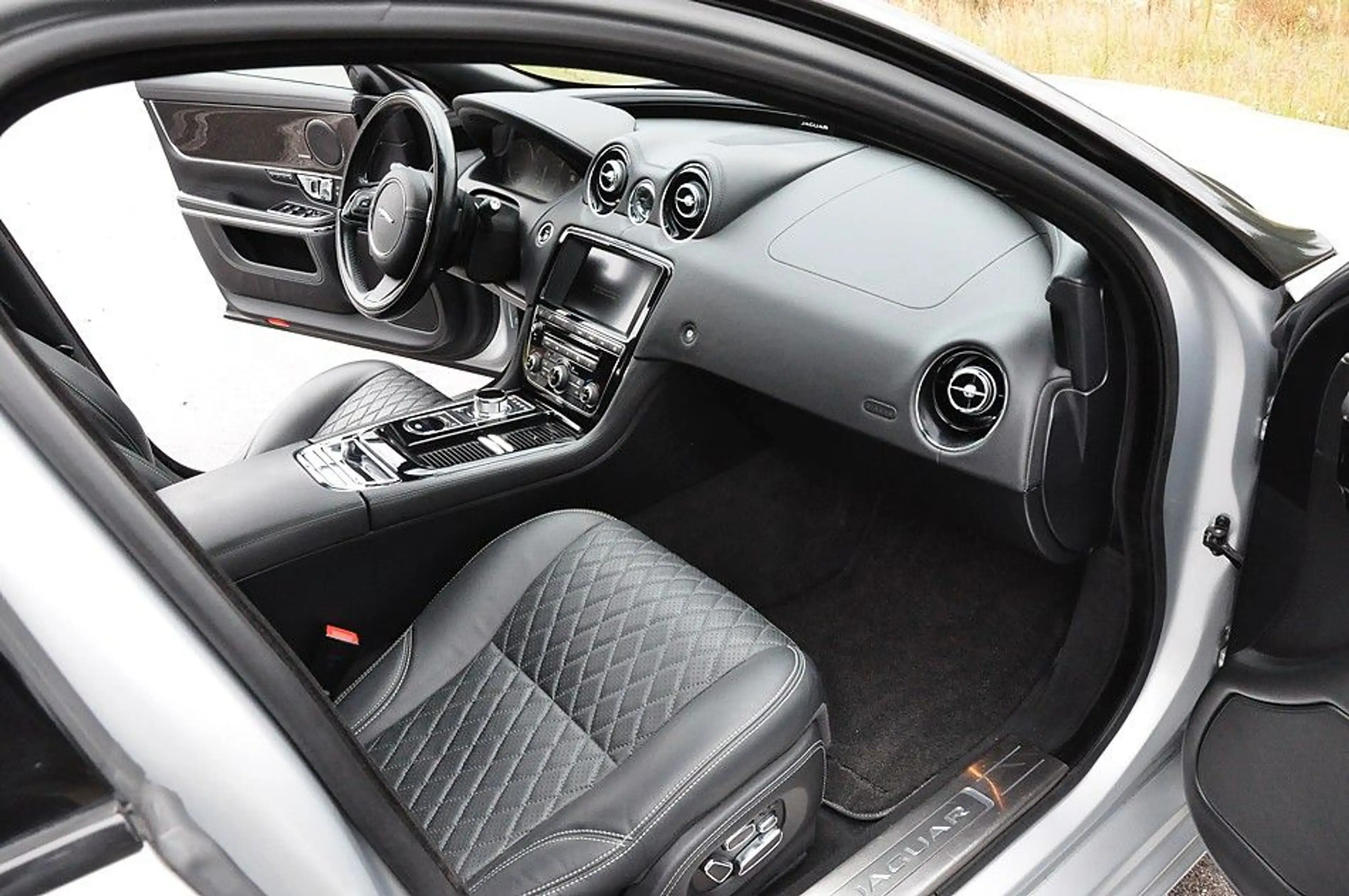 Jaguar XJ Portfolio Lang  Vollaustattung — photo 9