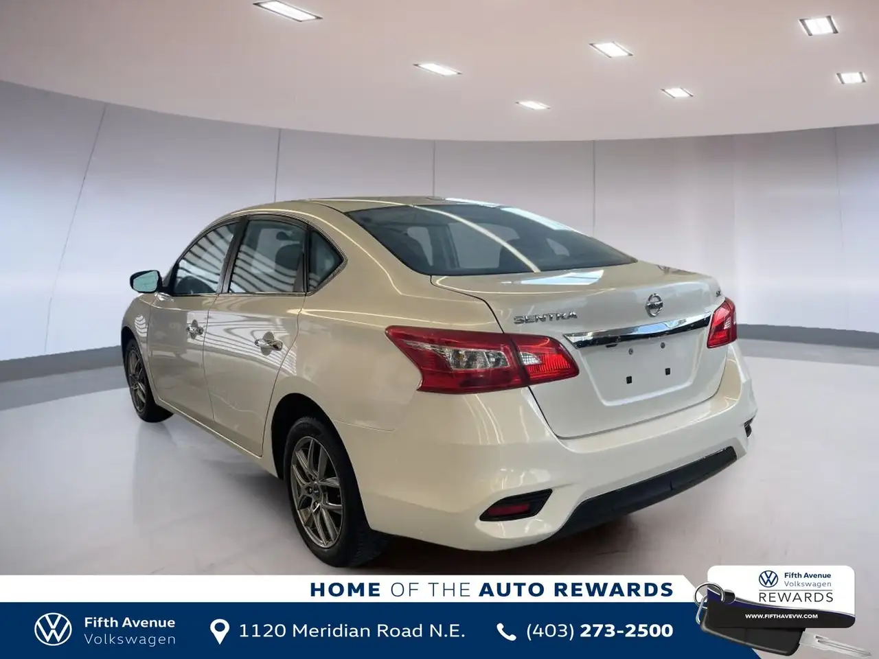 Nissan Sentra photo Nissan Sentra