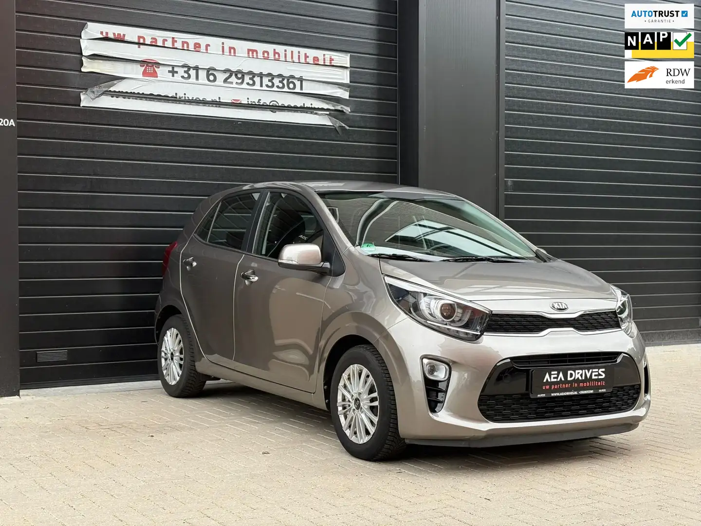 Kia Picanto DynamicLine 2020! Apple CarPlay, climate control, Grijs - 1