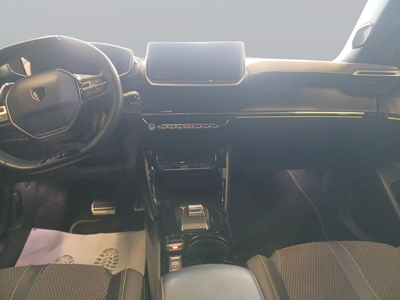 Peugeot 2008 Neuer 2008 GT BlueHD — photo 11