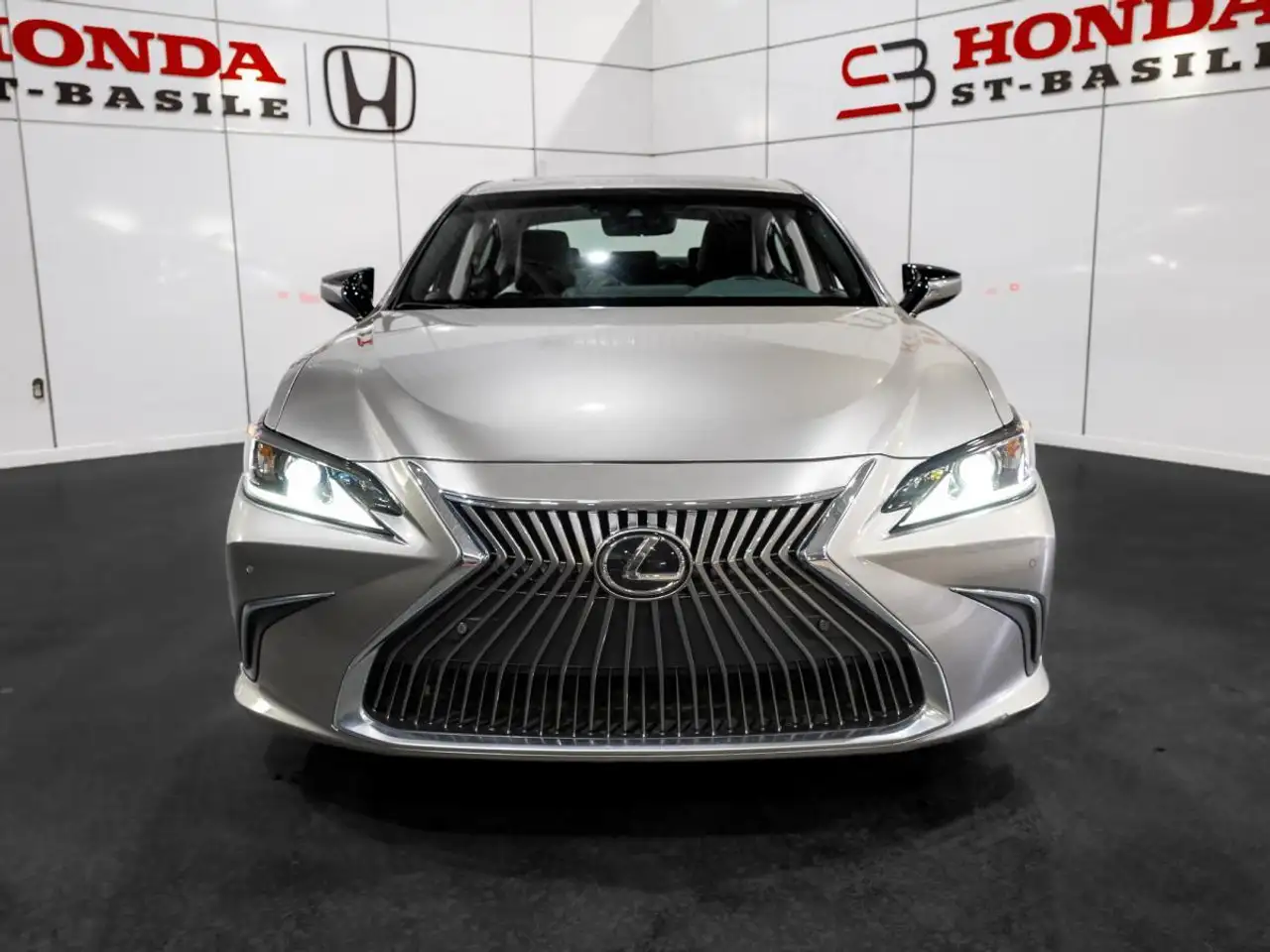 Lexus ES photo Lexus ES