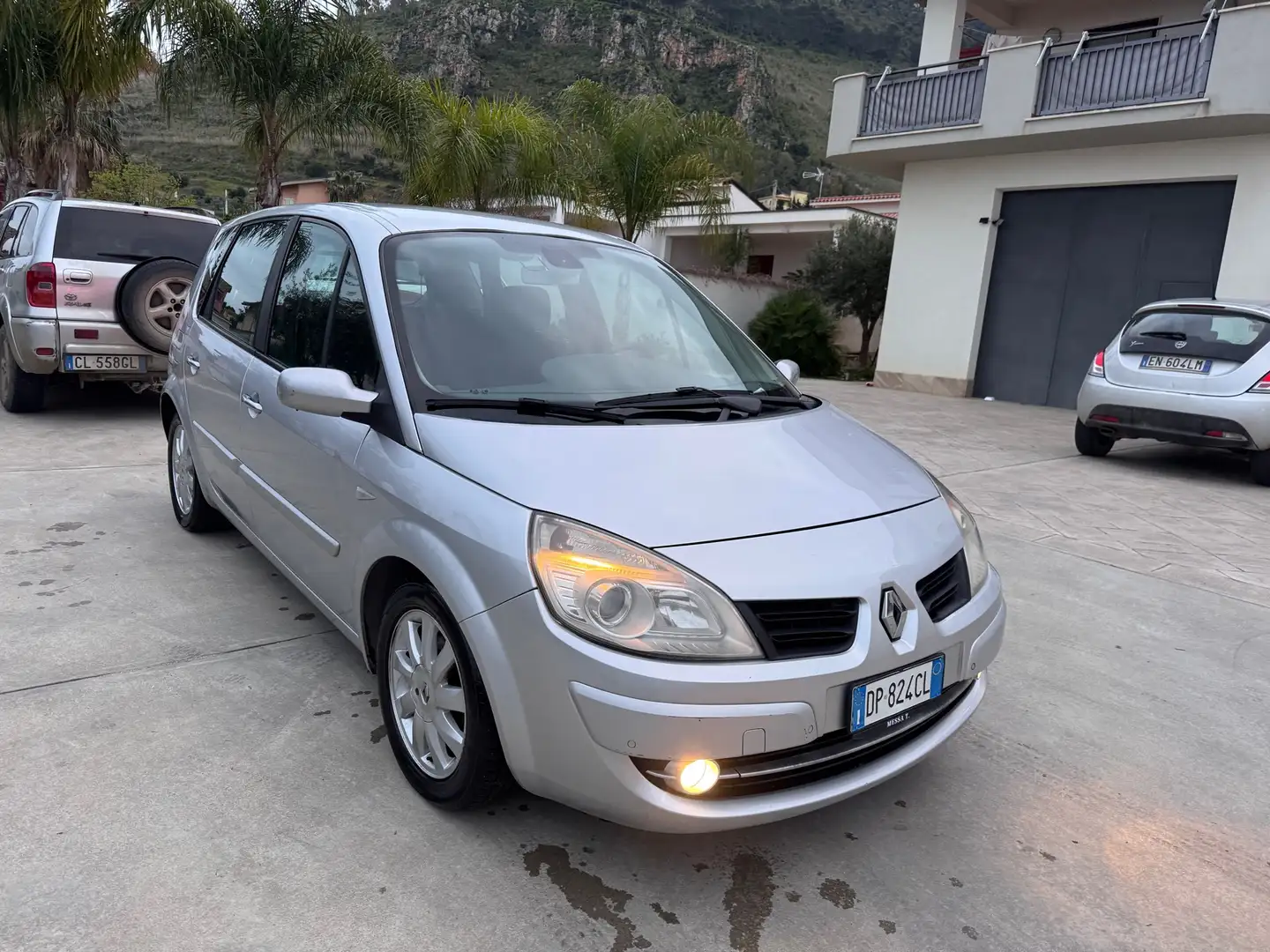 Renault Scenic 1.6 16v Dynamique proactive autocarro 4 posti - 1