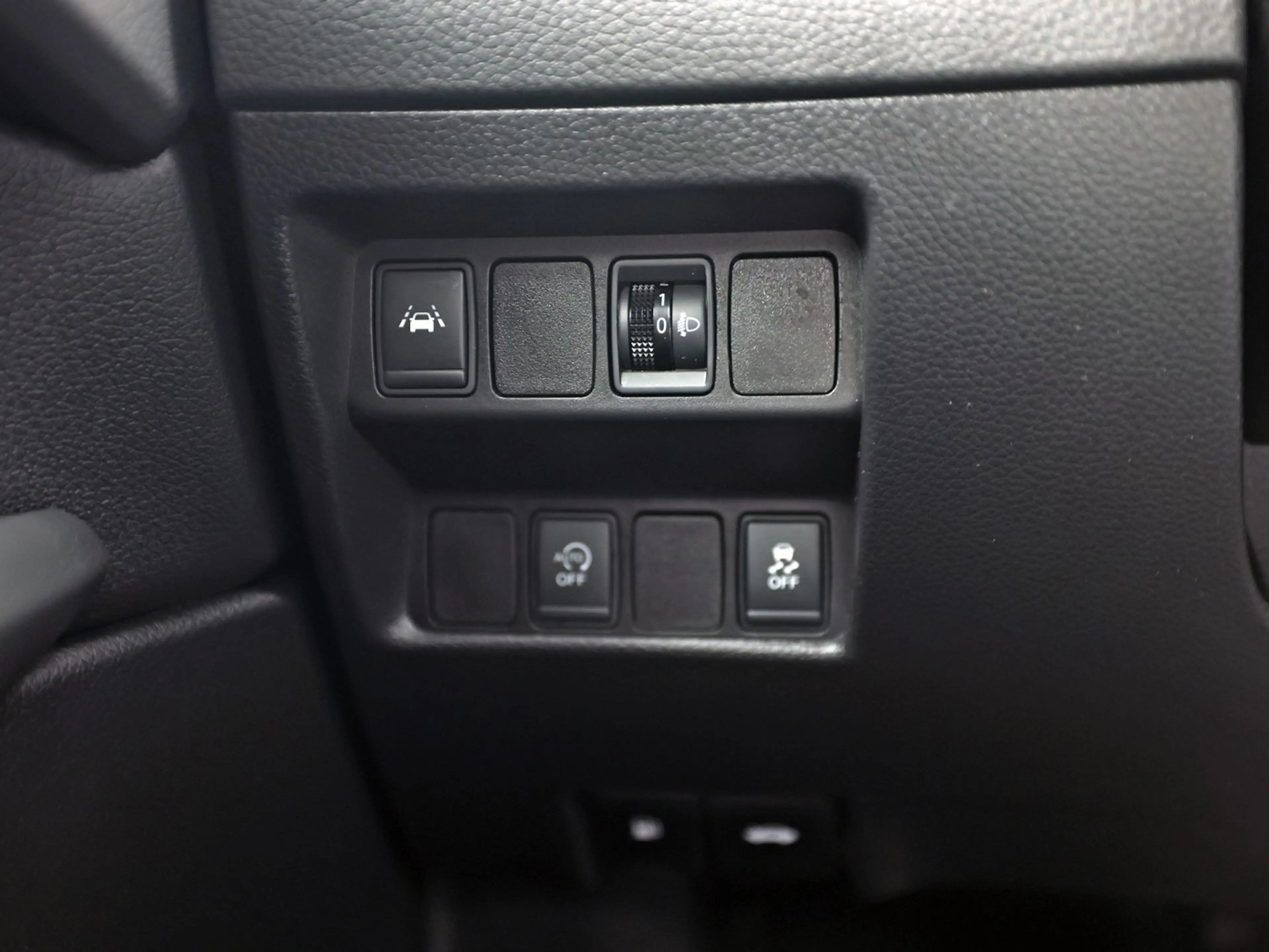 Nissan Qashqai 1.2 N-Connecta (PANORAMADAK, NAVIGATIE, 360 CAMERA — photo 24