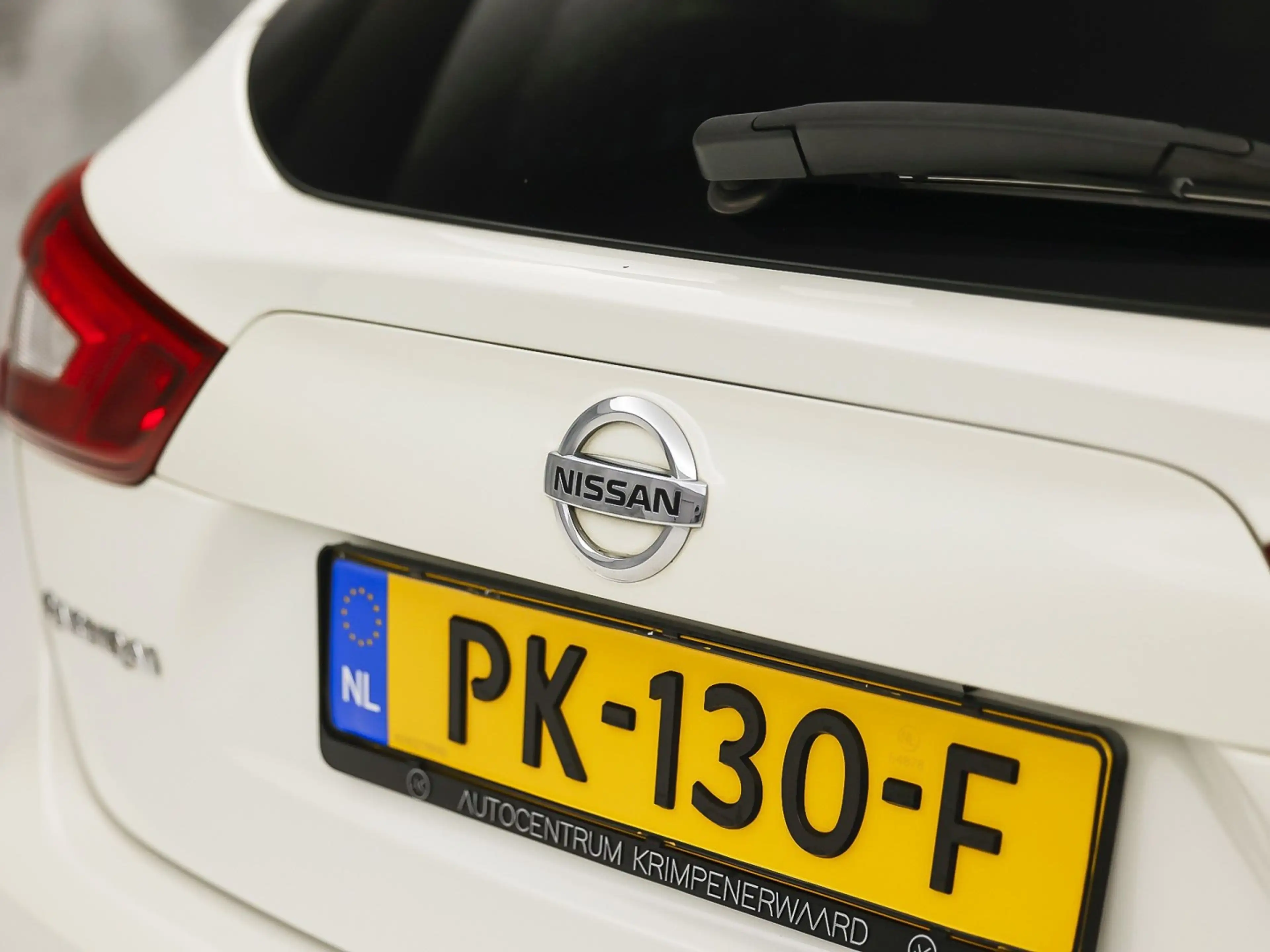 Nissan Qashqai 1.2 N-Connecta (PANORAMADAK, NAVIGATIE, 360 CAMERA — photo 27