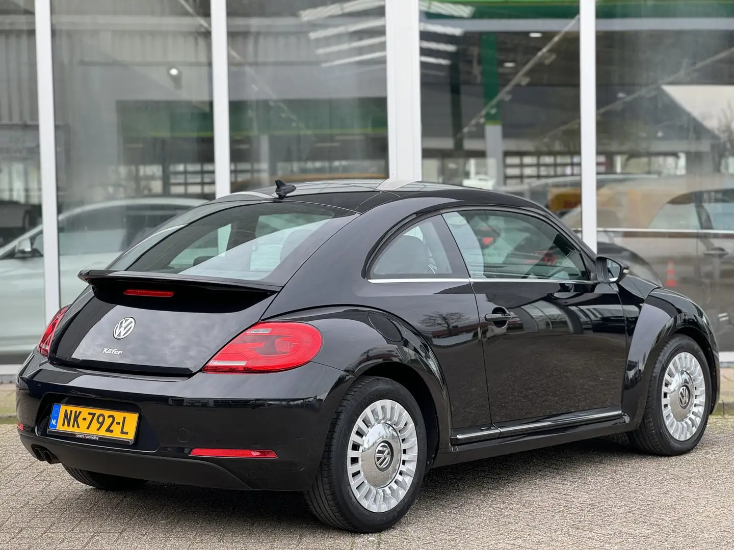 Volkswagen Beetle 1.4 TSI Sport | Leder | Navigatie | Stoelverwarmin Black - 2