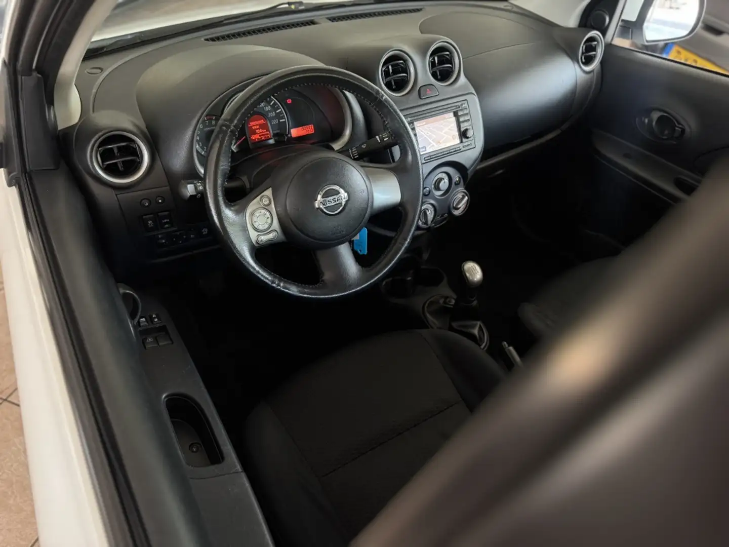 Nissan Micra 1.2 DIG-S Connect Navi Airco Pdc Nap Wit - 2