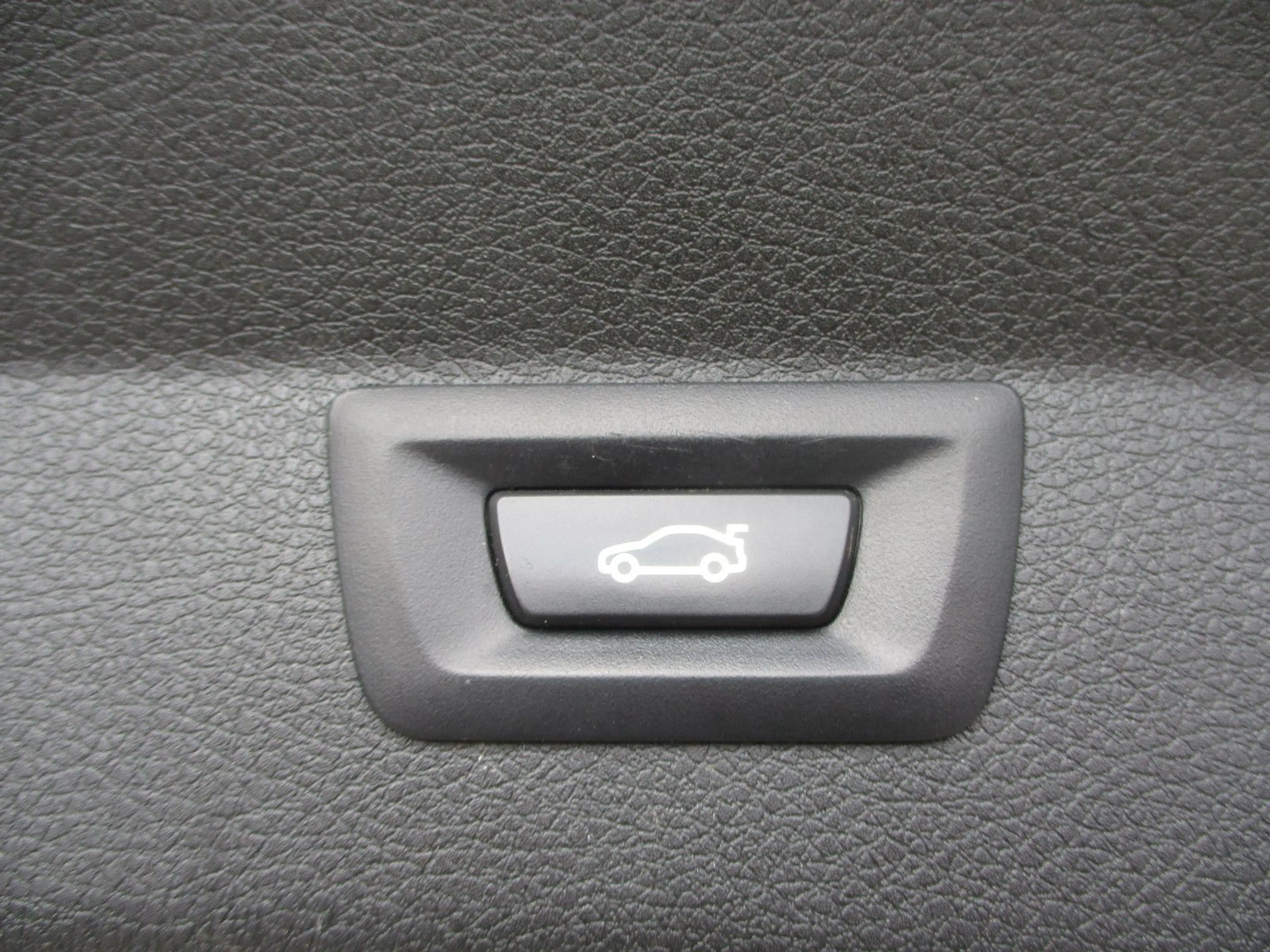 BMW 218 d xDrive NAVI LED SITZH TEMPOM PDC — photo 7