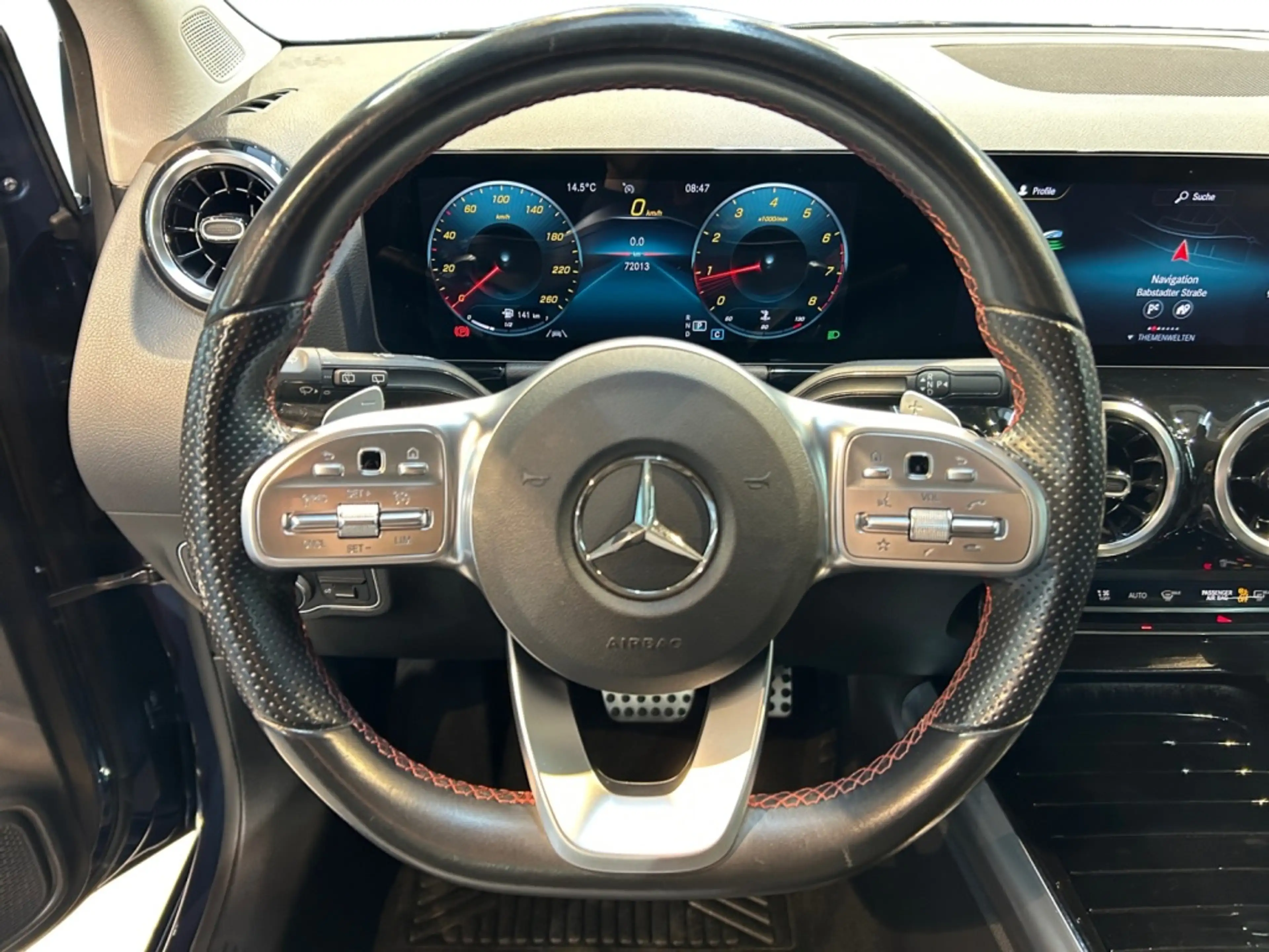 Mercedes-Benz B 180 AMG AMG+MBUX+Wide+Cam+LED+Navi+AUT+PTS+SHZ — photo 12