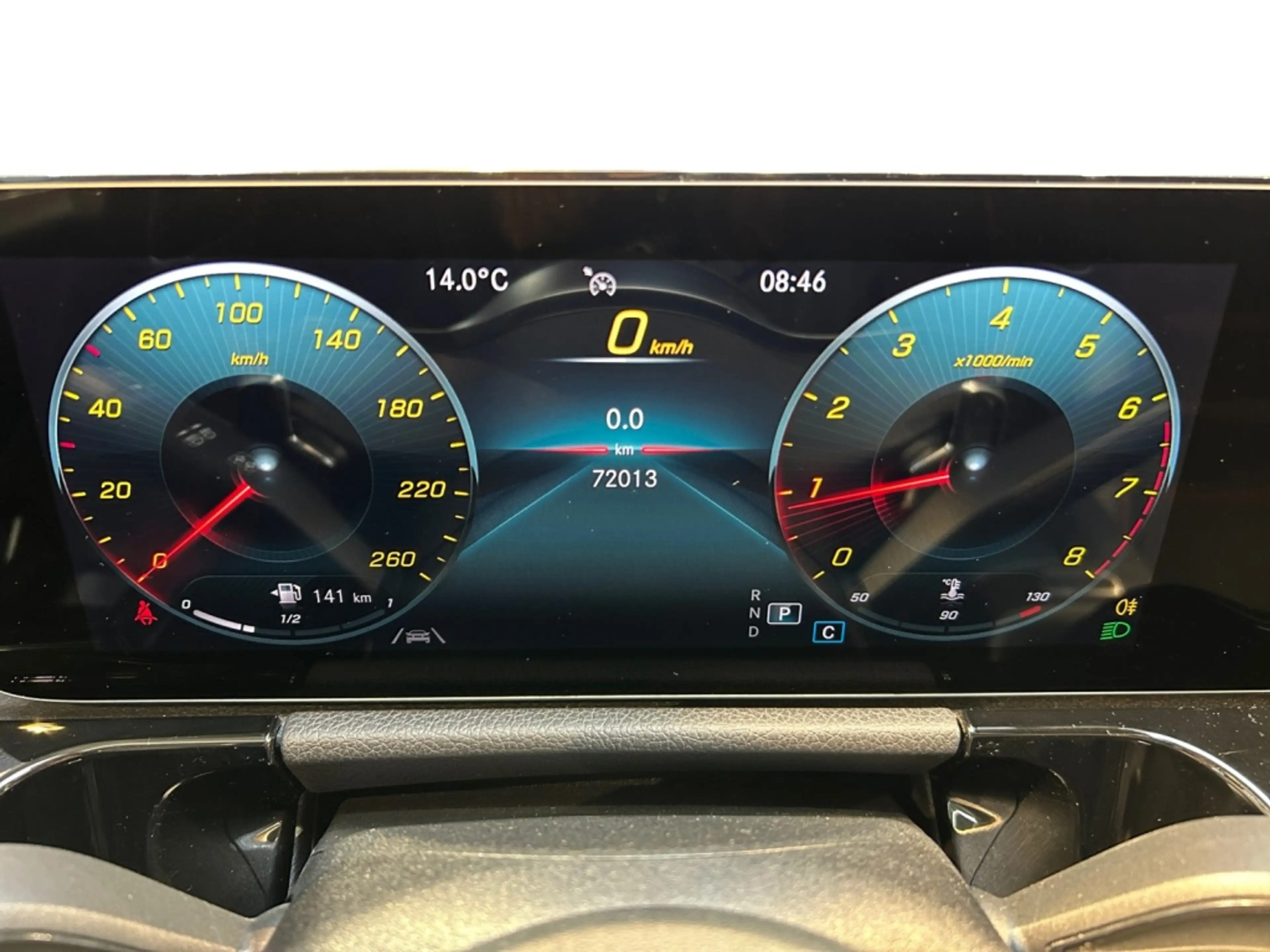 Mercedes-Benz B 180 AMG AMG+MBUX+Wide+Cam+LED+Navi+AUT+PTS+SHZ — photo 11