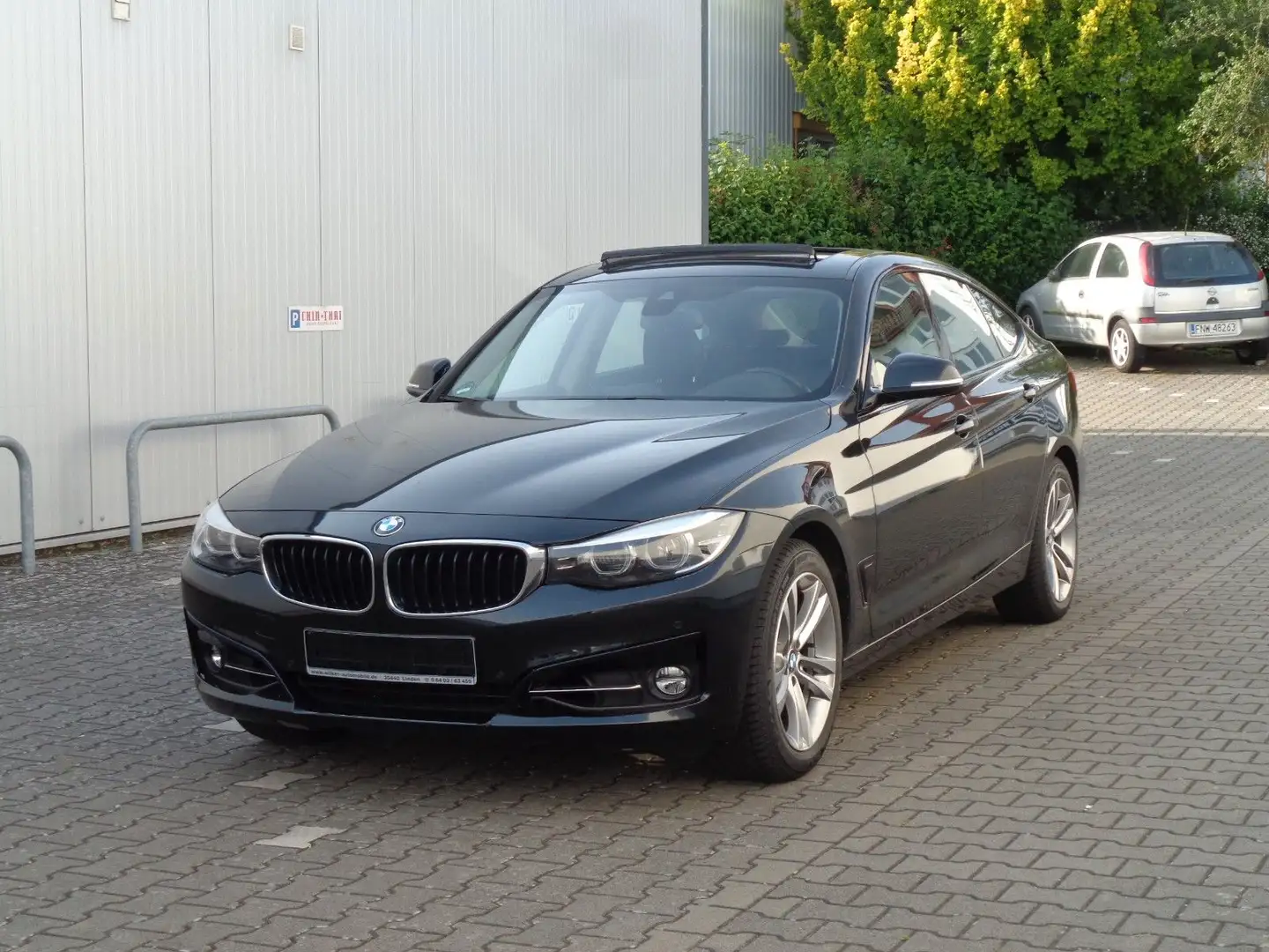 BMW 320 320i GT Sport Line Aut. HUD, Panorama, Kamera Nero - 2