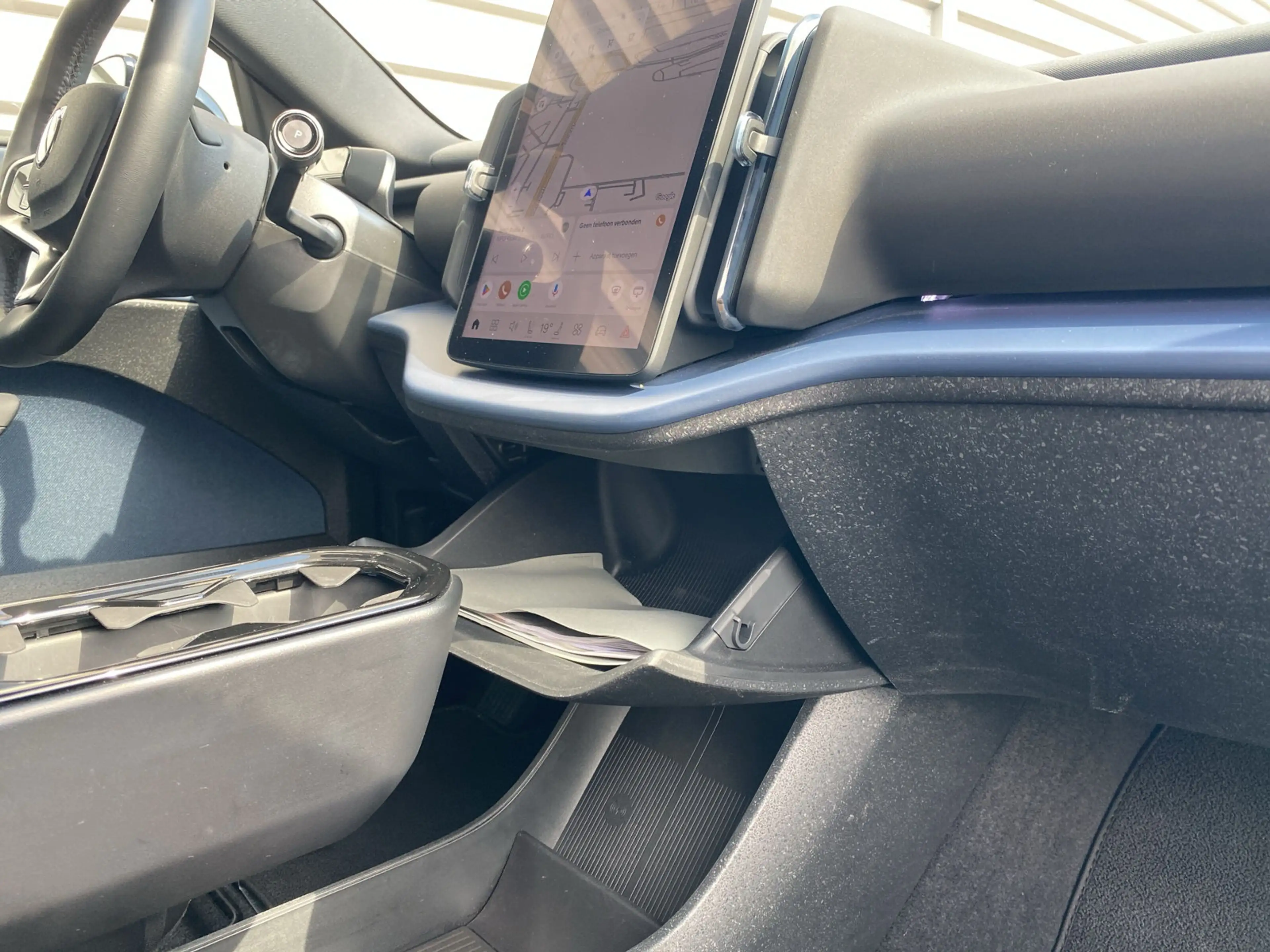 Volvo EX30 Single Motor Extended Range Plus 69 kWh / Trekhaak — photo 15
