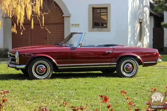 Mercedes-Benz 230 SL "Pagode", in sehr gepflegtem Zustand