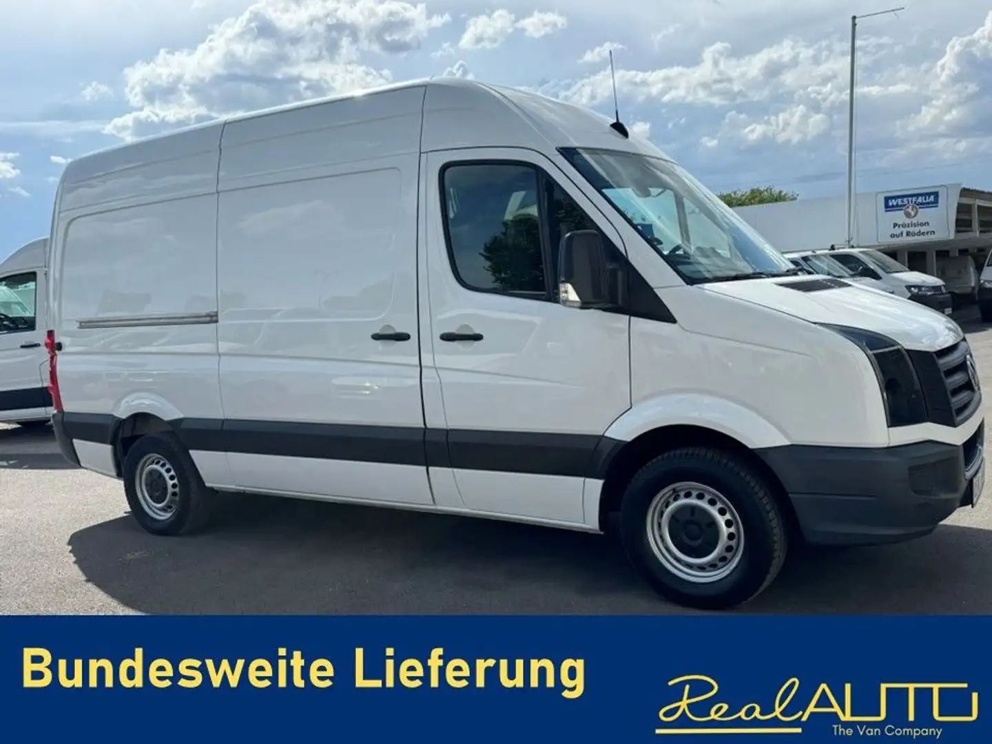 Volkswagen Crafter Kasten 35 MR L2H2 Klima*AHK*Kamera Weiß - 1