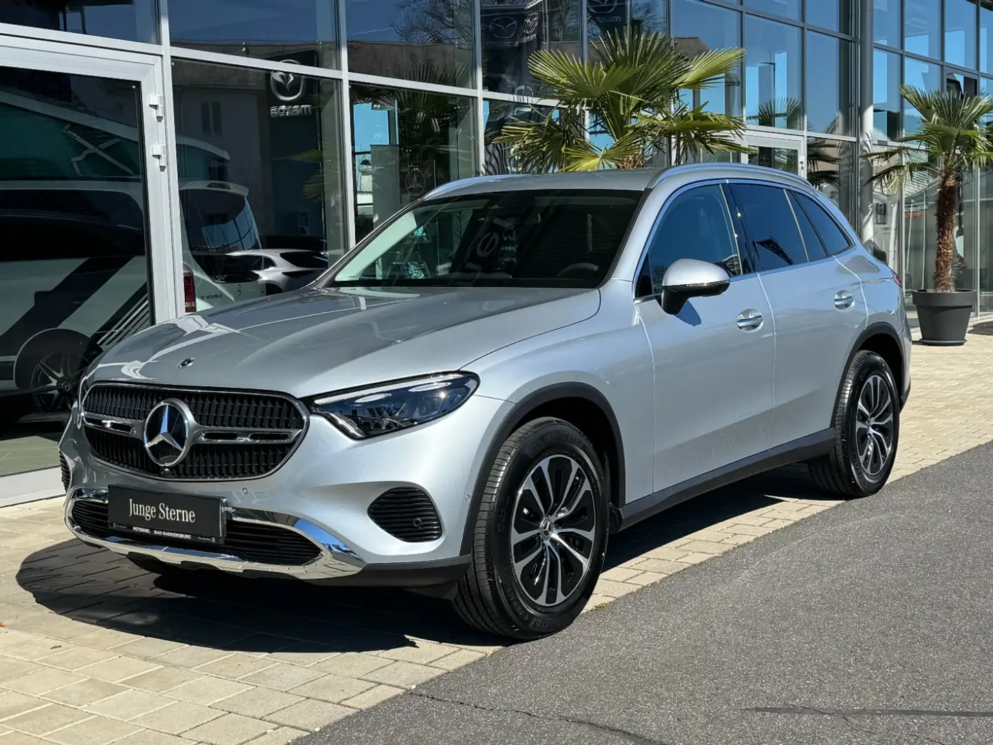 Mercedes-Benz GLC 220 d 4MATIC Avantgarde MBUX Navi KeyGo Argent - 2