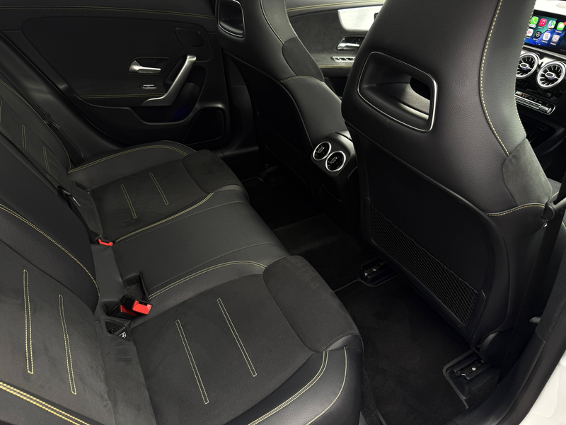 Mercedes-Benz CLA 45 AMG S 4-MATIC+ PACK AERO LED AMBI PANO CARPL CAM GA1 — photo 15