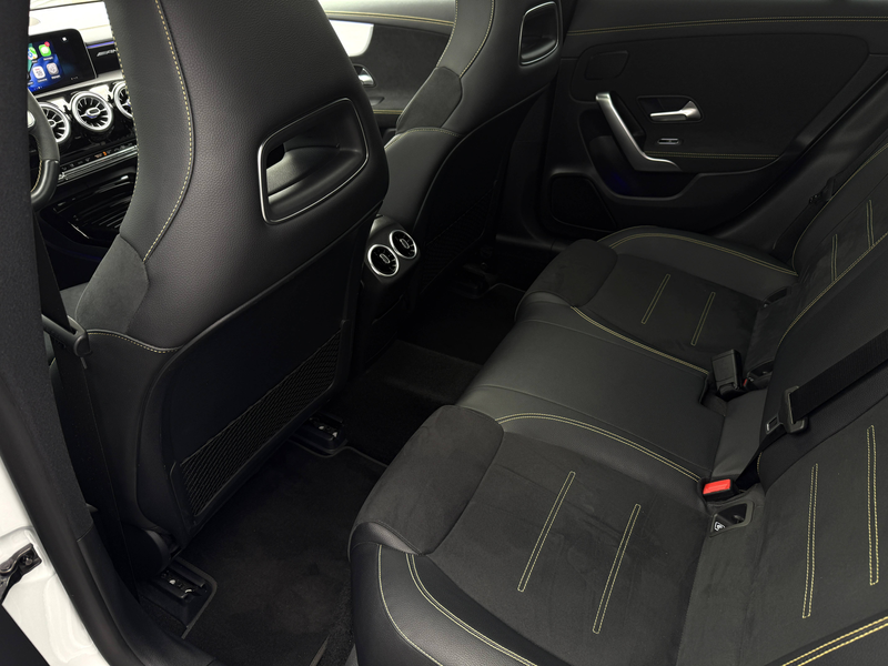 Mercedes-Benz CLA 45 AMG S 4-MATIC+ PACK AERO LED AMBI PANO CARPL CAM GA1 — photo 14