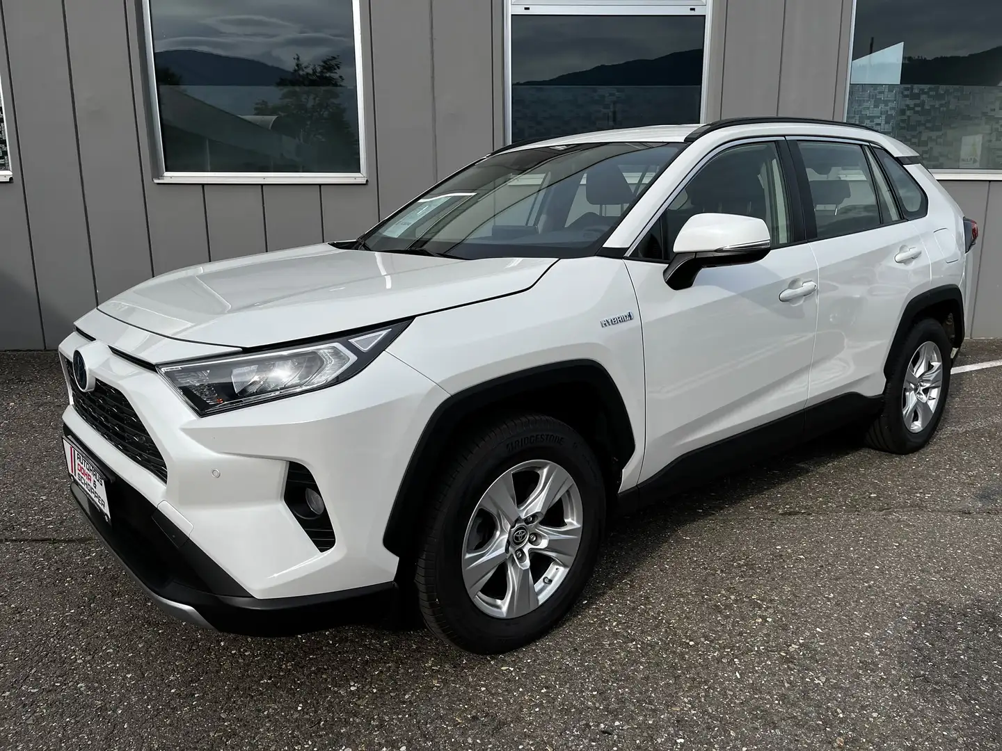Toyota RAV4 RAV4 2,5 Hybrid  AWD 4 WD Weiß - 1