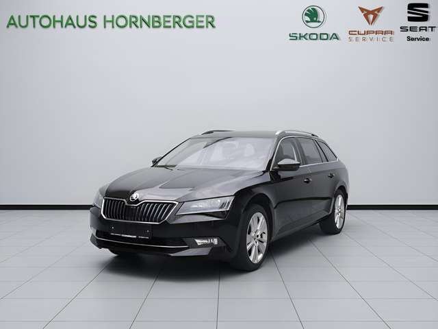 Imagine Skoda Superb CombiStyle Navi Memory 18"LM Tempomat Virt.Pedal