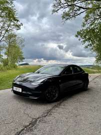 Long Range AWD MwSt. ausweisbar Export € 14.900,00
