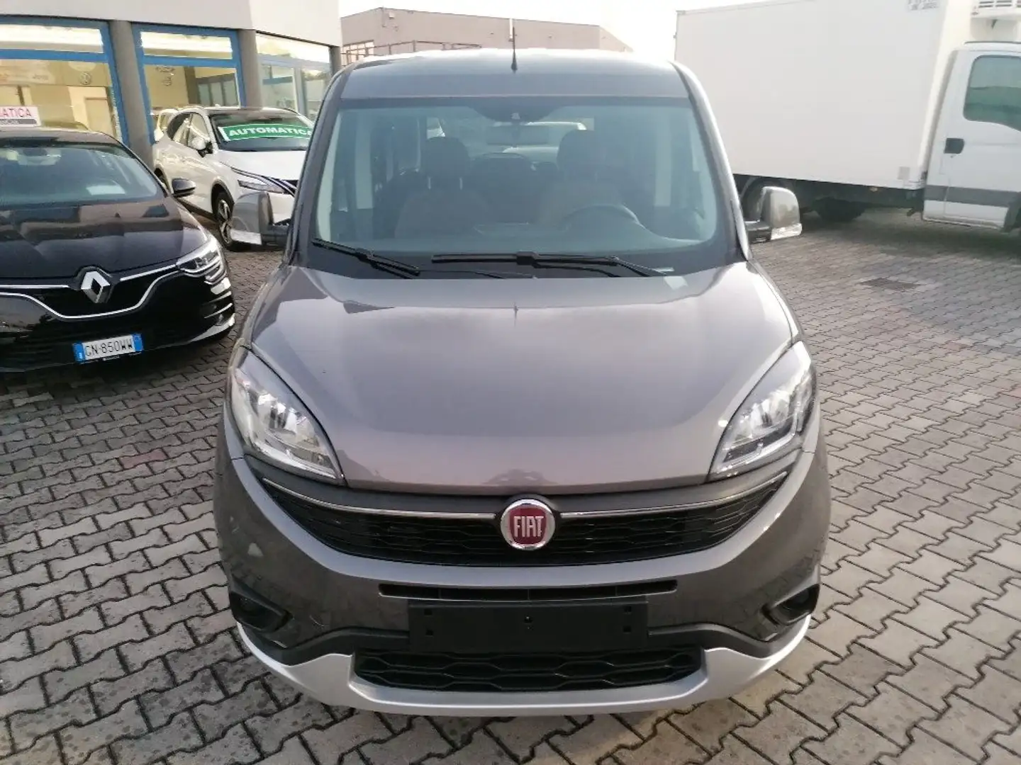 Fiat Doblo Doblò 1.6 MJT 120CV S&S PC Combi N1 Trekking Szürke - 2
