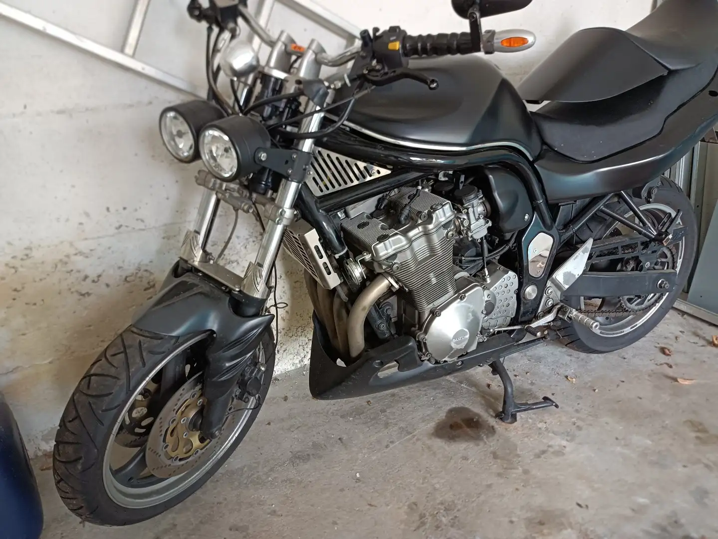 Suzuki Bandit 600 Černá - 1