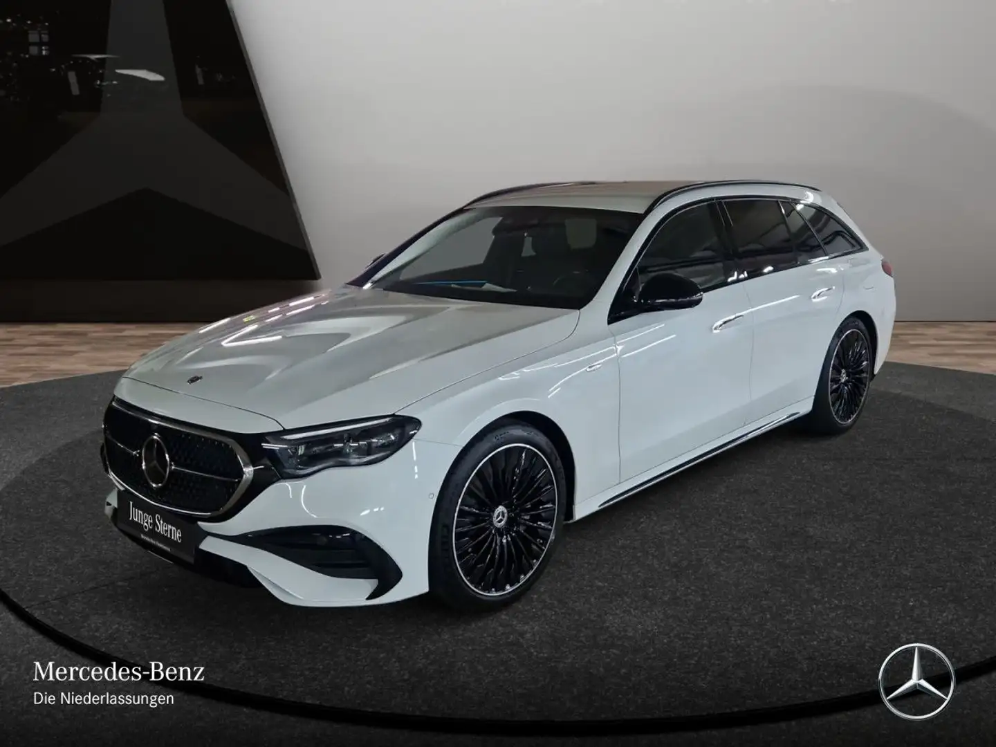 Mercedes-Benz E 300 de T 4M Hybrid AMG Fahrass Burmester Distr. Weiß - 2