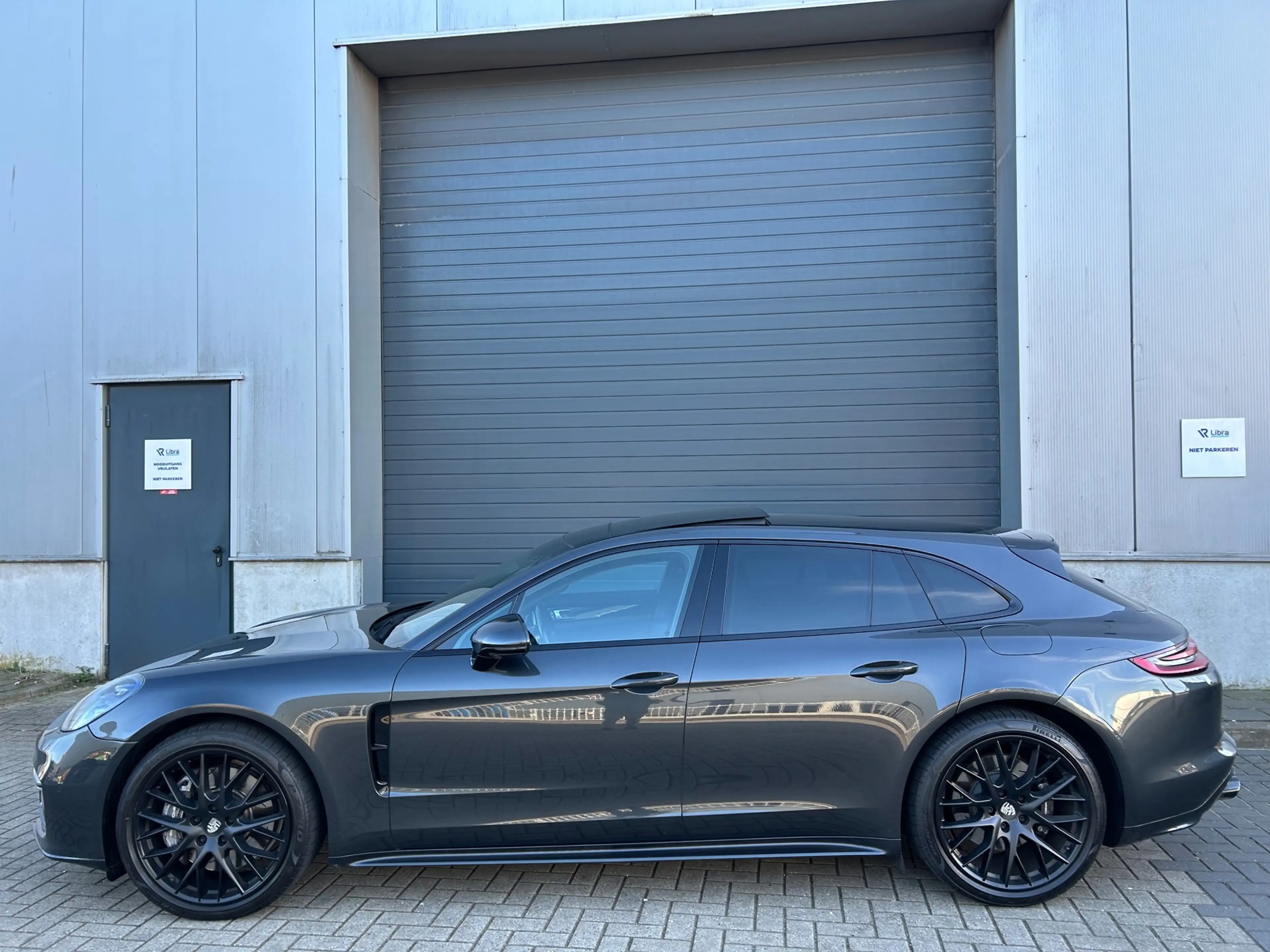 Porsche Panamera Sport Turismo 2.9 4 E-Hybrid 2019 — photo 7