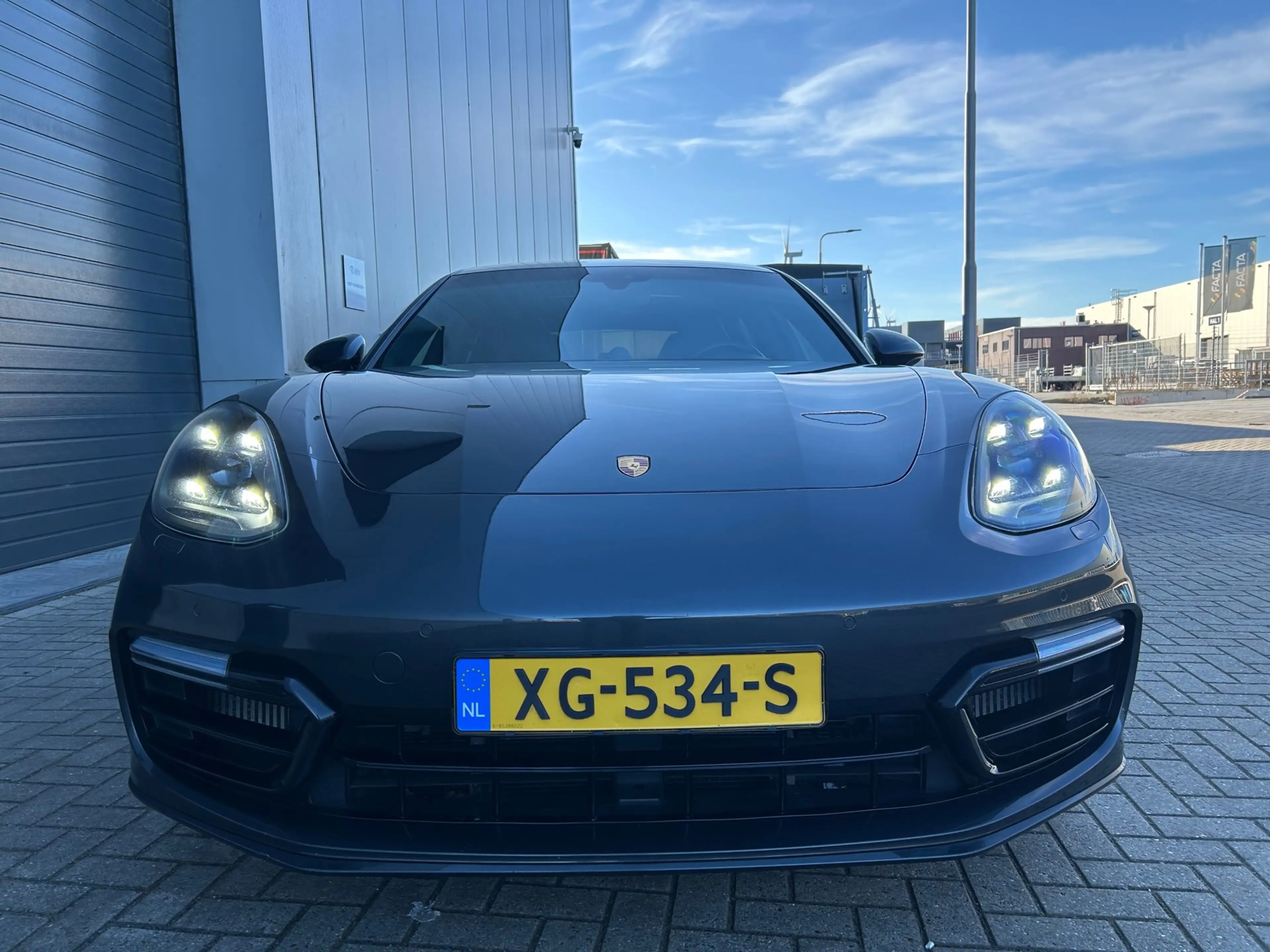 Porsche Panamera Sport Turismo 2.9 4 E-Hybrid 2019 — photo 5