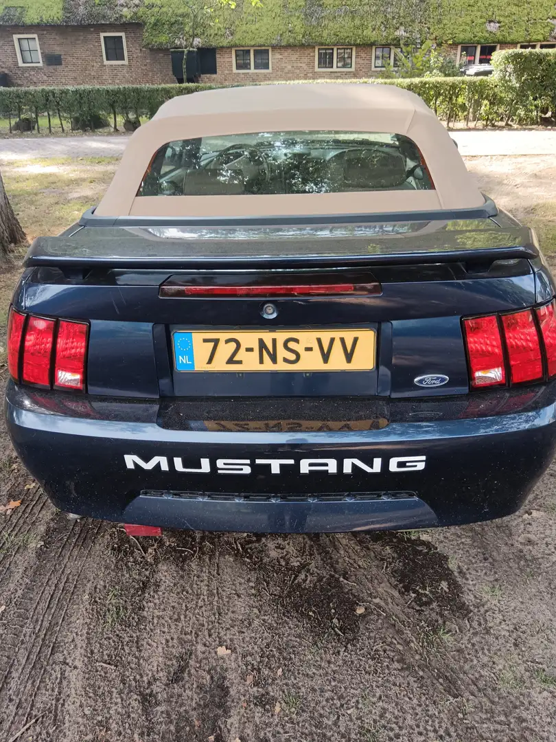 Ford Mustang Mustang 3.8 V6 Convertible - 2
