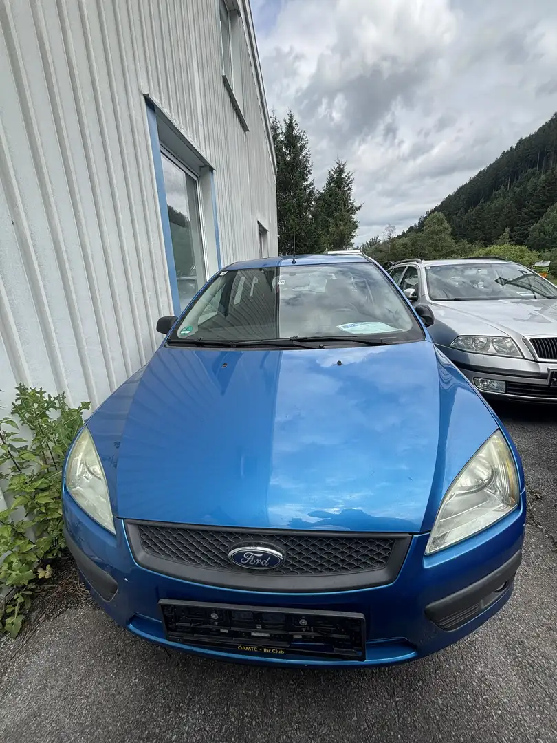 Ford Focus 1.6 Futura - 1