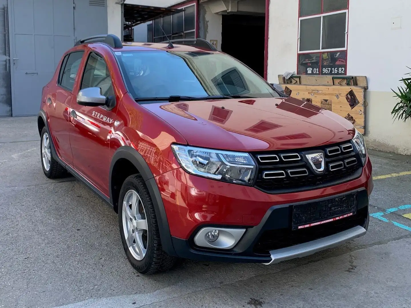 Dacia Sandero Sandero Ambiance TCe 90 S Rot - 1