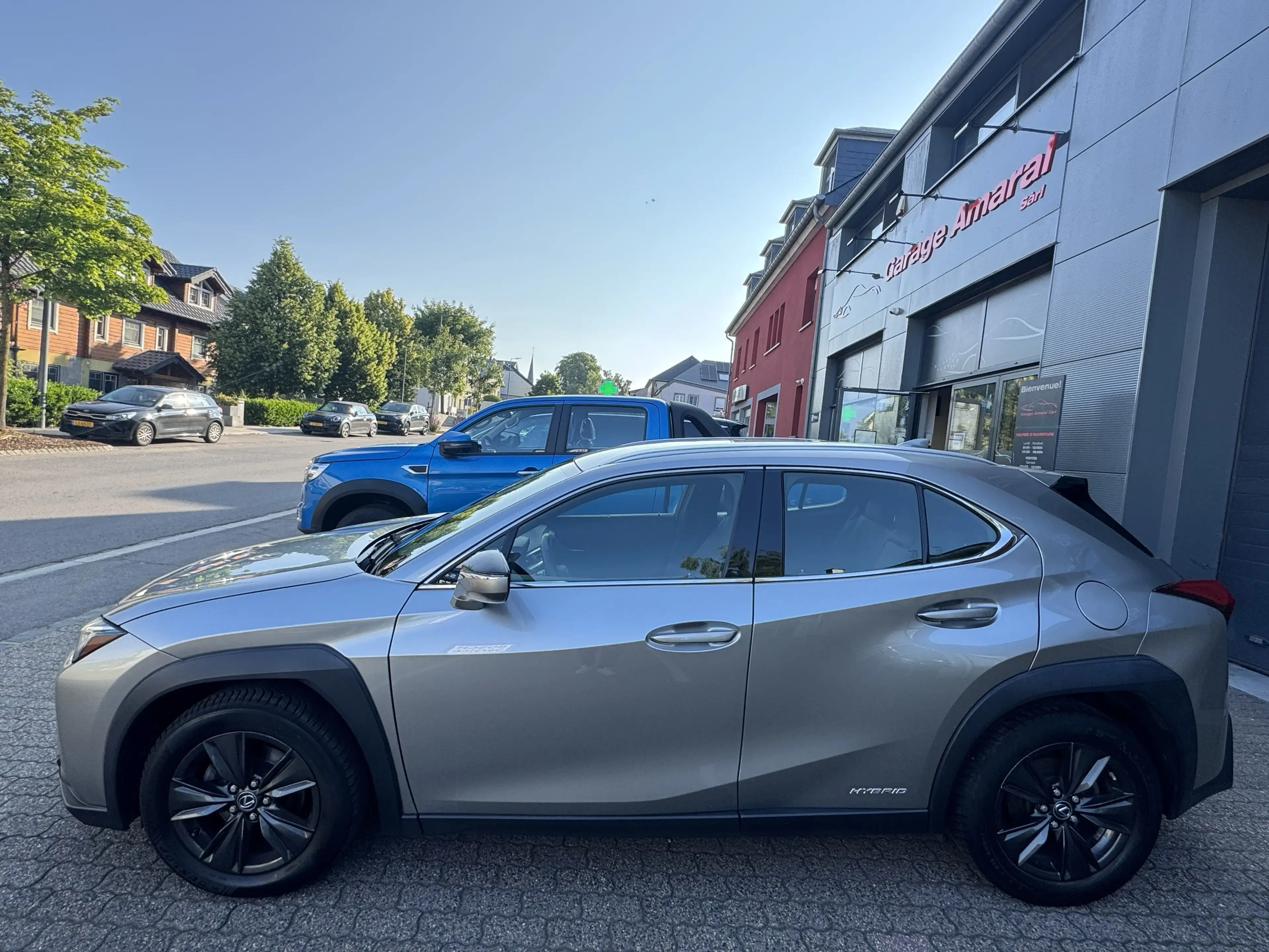 Lexus UX 250h LAUNCH EDITION BI-LED NAVI KEY- LESS — photo 2