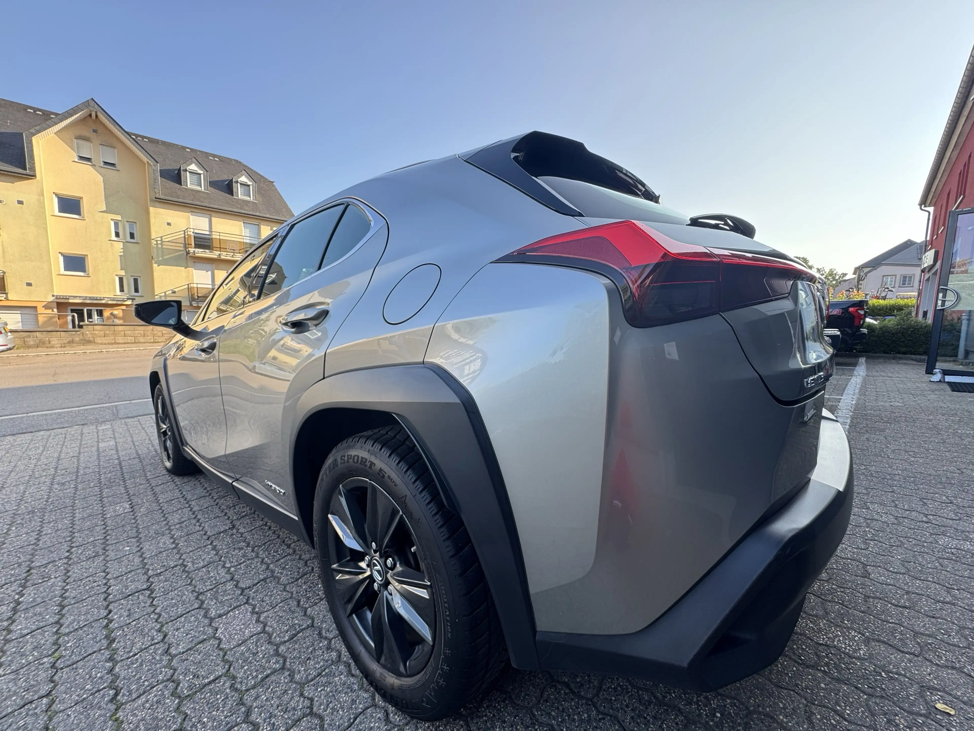 Lexus UX 250h LAUNCH EDITION BI-LED NAVI KEY- LESS — photo 6