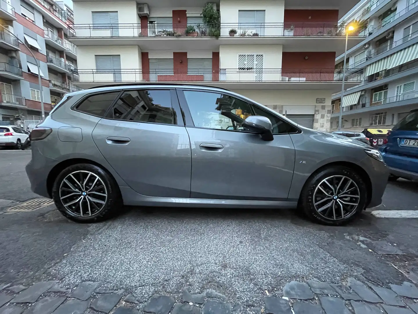 BMW 223 223i Active Tourer mhev 48V xdrive Msport auto Grau - 2