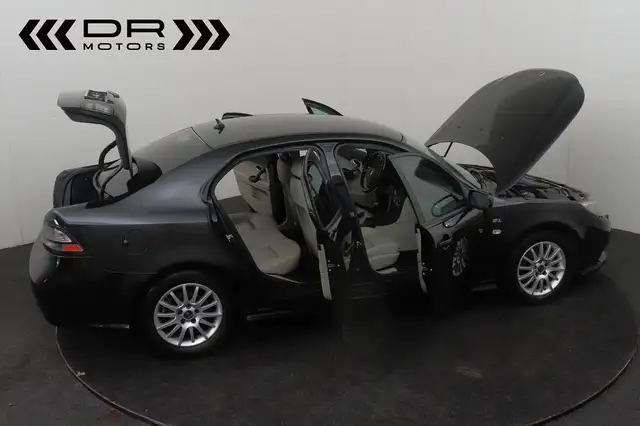 Saab 9-3 view 9