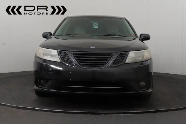 Saab 9-3 view 11