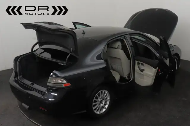 Saab 9-3 view 4