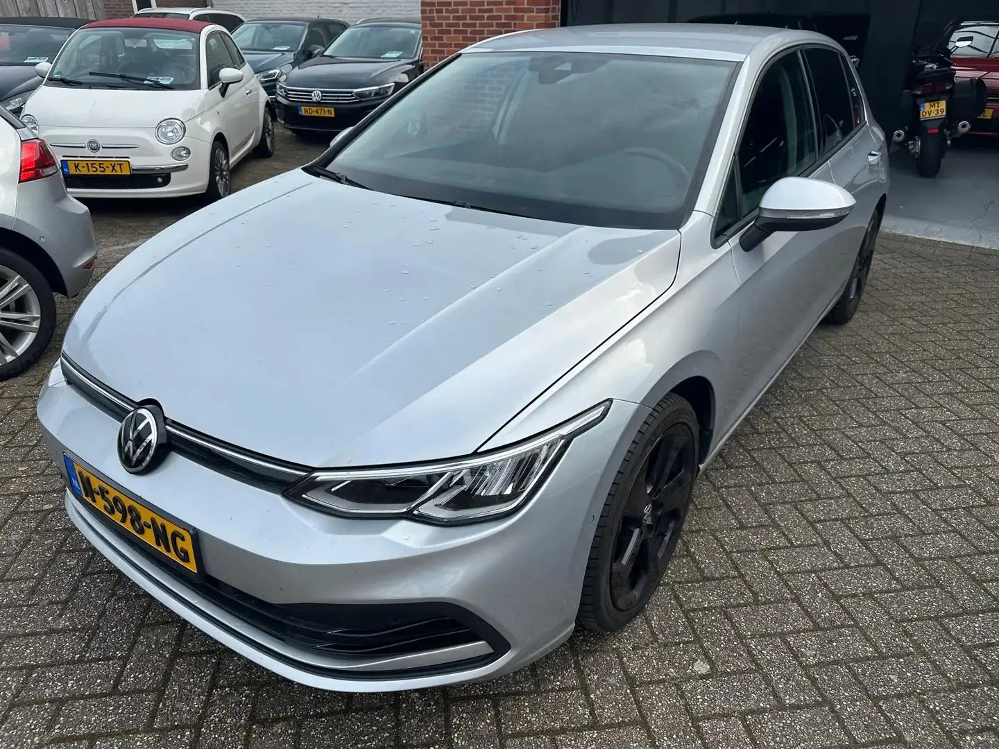 Volkswagen Golf 1.5 eTSI Style AUTOMAAT-AIRCO-PDC Gris - 2